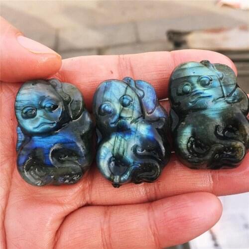 1pcs Natural labrador stone hand-carved animal octopus crystal carved polished furniture decorated with Christmas gifts