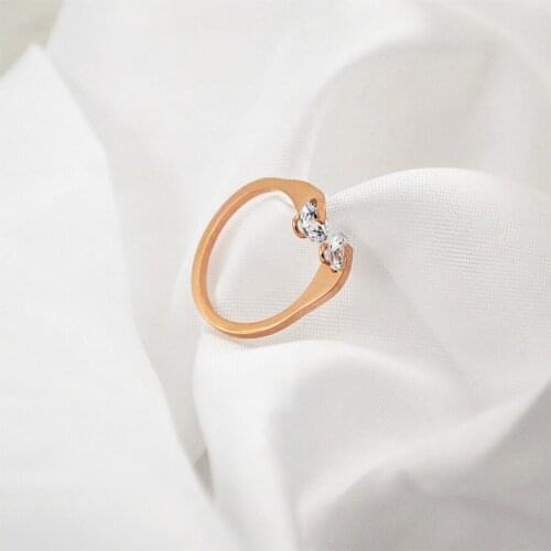 Brangdy Rings With Crystals