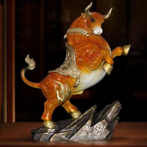 Large size Fortune bronze bull statue Modern artwork High-end home living room study room office decorations Business gift 33 cm