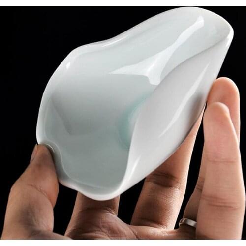 Creative Ceramic Teaspoon Tea Ceremony Accessories Coffee Spoons Holder Porcelain Tea Shovel Small Tray Plate Scoop Decoration