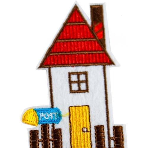 Cartoon Red House Cabin Patches wholesale Cute Iron On Appliques For Kids Clothes Coat 3D Diy Accessories Free Delivery