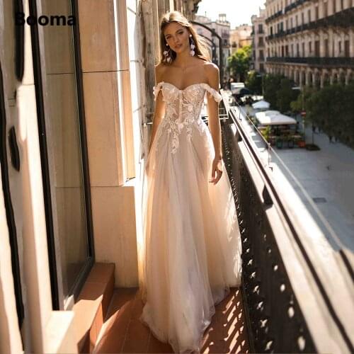 Off the Shoulder Beach Wedding Dresses 2020 Sweetheart Beaded Lace Appliques Bride Dresses Illusion A-Line Tulle Bridal Gowns