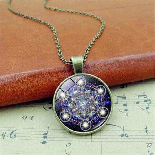 Exquisite Fashion Cube Sacred Geometry Photo Convex Glass Couple Pendant Necklace Creative Personality Party Jewelry Accessories