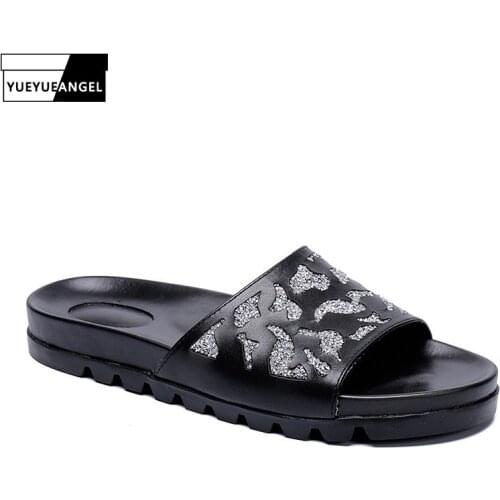 2021 New Mens Summer Casual Beach Slippers Korean Style Vintage Non-Slip Concise Slip-On Fashion Couples Slippers Outdoor