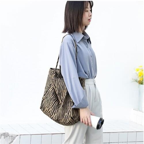 2021 New Ladies Printed Canvas Shoulder Bag Ins Zebra Pattern Handbag Fashion Large-capacity Handbag Daily Simple Shopping Bag