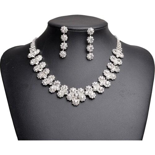SIZZZ Sumptuous Bridal Wedding Prom Jewelry Crystal Rhinestone Diamante Necklace & Earring Set