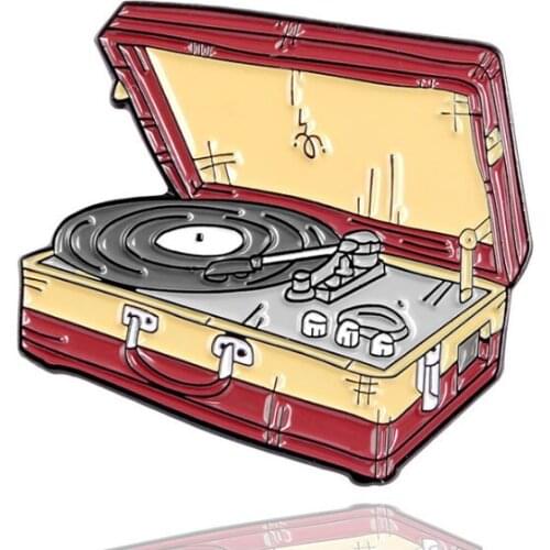 Punk Music Lovers Pin Suitcase Shape Vinyl Record Player Lapel pins Brooches Badges Denim Clothes Bags pins Gift for Friends