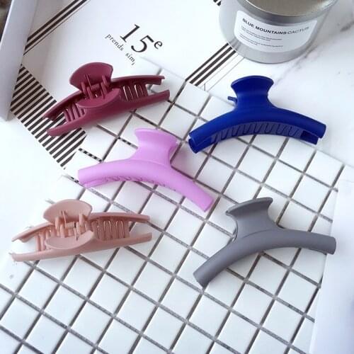 1PCS New large solid color matte acrylic grip Korean hair clip grab clip jewelry hair accessories headdress PJ-1084