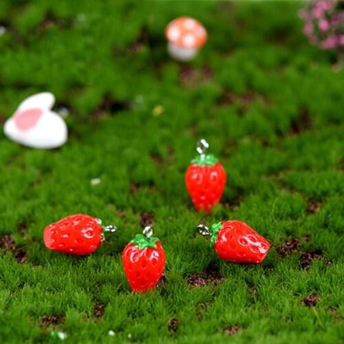 ZOCDOU 5 Pieces Strawberry Fruit Fruitage Dessert India Thailand Little Figurine Small Doll Crafts Figure Ornament Miniatures