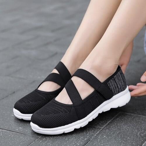 2020 Womens Casual Shoes Women Flats Sneaker Shallow Casual Shoes Ladies Mesh Breathable Plus Size Ultra Light Velcro Trainers