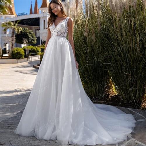 Charming Deep V-neck Lace Wedding Dresses Custom Made Beach Sweep Train Bridal Gowns 2021 Open Back Bride Dress Vestido de Novia