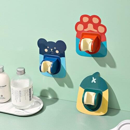 Shower Bracket Punch-Free Fixed Seat Universal Shaking Head Adjustable Lotus Seedpod Bathroom Nozzle Flower Drying Shower Base