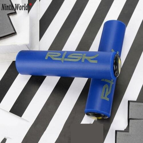 RISK Silicone Bicycle Grips Cycling Handlebar Grips Outdoor MTB Mountain Bike Ultralight Handle Bar Grips Bicycle Accessories