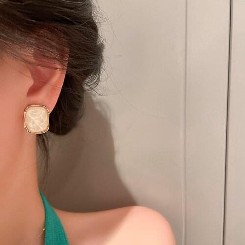 U-Magical Korean Gold Color Metallic Water Ripple Geometrical Dangle Earring for Women Circle Square Opals Earring Jewellery