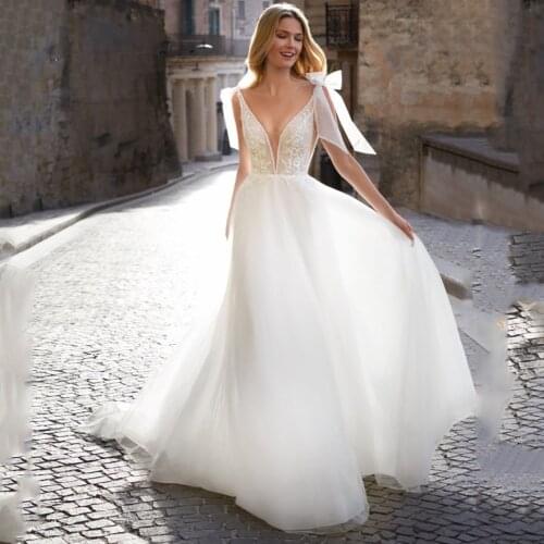 Eightree Vintage Wedding Dress 2021 Lace Wedding Gowns Bow Backless Bridal Dresses Bow Vestido de Noiva Princess V Neck