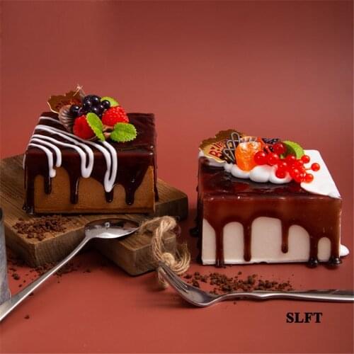 Artificial food hotel dining room dining hall restaurant Kitchen bakery decoration grape strawberry fruit simulation cake model