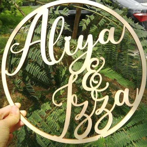 Custom Wooden Wedding Wall Sign Personalized Bride And Groom Name Babyshower Sign Circle Shape Party Decor Unique Party Gift