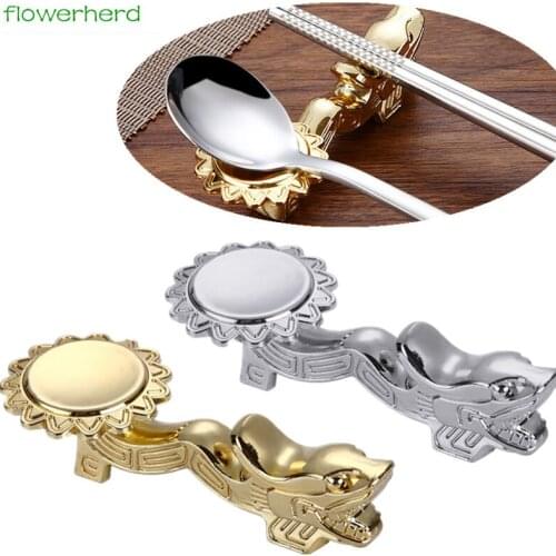 2pc Dragon chopsticks Holder Rest Stand Metal Craft Stainless Steel Table decoration Chopsticks Holder Rack Frame Kitchen Tools