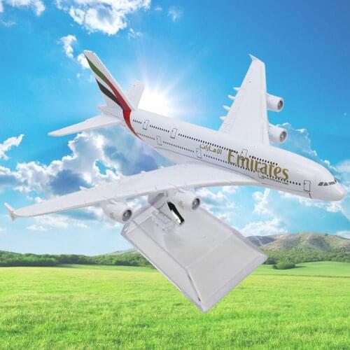 Simulation Scale UAE United Arab Airplane Model Bracket Airline With Transparent Base Light A380 Alloy Toys Aircraft Presen I4S7