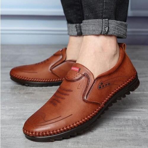 Mens Business Casual Shoes 2020 New Male Driving Loafer Shoes Breathable Mens Designer Sneaker Rubber Sole Sewing Shoes