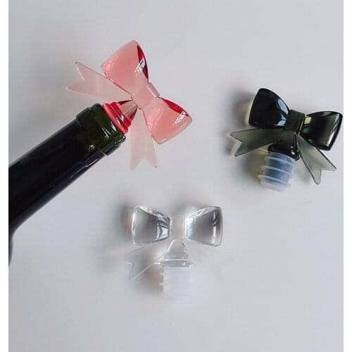 Red wine stopper creative girl sealed silicone wine bottle leakproof champagne stopper bar accessories home bars wine stopper