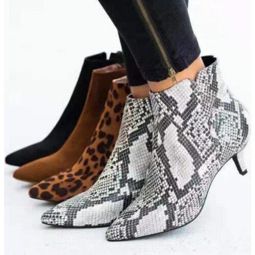 Luxury 2021 Autumn Winter Charms Women Casual Shoes Mid Heel Boots Warm Famale Ankle Pointed Toe Dress Shoes Office Ladies Botas