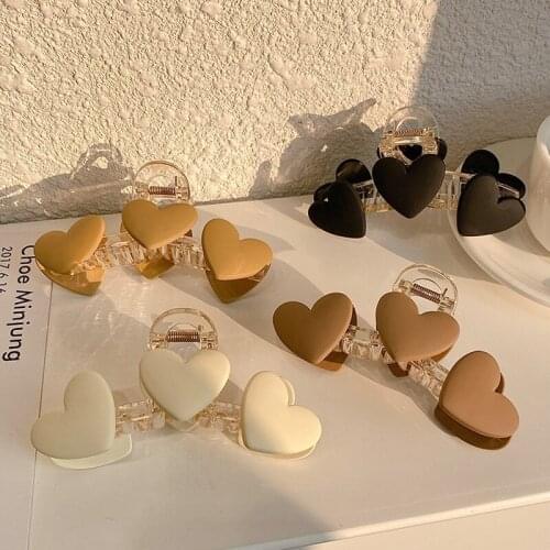 New Korea Heart Shape Acrylic Hair Claws Crab Large Hair Claw Clips For Woman Girls Bath Barrette Lady Fashion Headdress