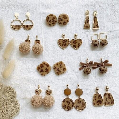 2020 Korean Multiple Fluffy Heart Bowknot Leopard Earrings for Women Ball Square Geometric Wooden Drop Earrings Party Jewelry