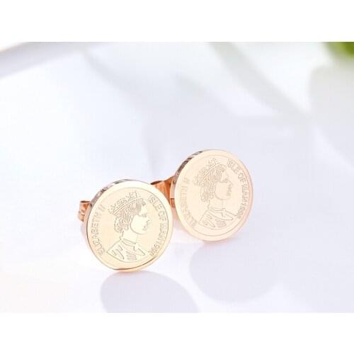 Gold Coin Earrings Queen Retro Nostalgia Gold Earrings Best Mother Gift Woman Jewelry Earrings Wholesale