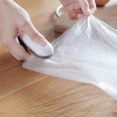 Portable Mini Sealing Machine Kitchen Storage Organization Household Sealing Food Clip Heat Sealer For Kitchen Convenience