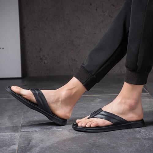 Sliders Flip Flop Man Beach Slippers Men Designer Outdoor Hombre Sandals For Zapatillas De Cuero Hombres