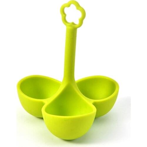 1pc Egg Poacher Silicone 3-Grid Portable Egg Steamer Kitchen Egg Cooker Egg Tools Accessories Cooking Tools