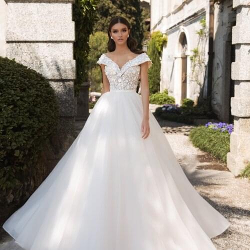 Beautiful Off the Shoulder V-neck Bride Dresses Beaded Lace 3D Flowers A-Line Train Princess Customized Bridal Gown