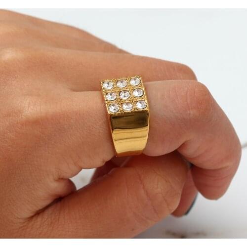2021 New Female Cool Square Geometric Rings Cubic Zircon Stone Paved Shiny Chunky Gold Ring Luxury Designer Jewelry