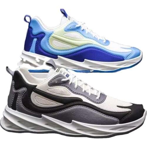 Spring and autumn new mens casual shoes trendy fashion breathable wild sneakers lightweight wear-resistant non-slip shoes