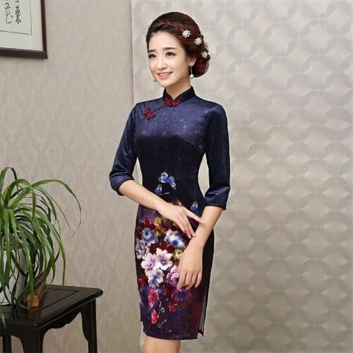 Middle Sleeve Velvet Women Chinese Traditional Dress Embroidery Female Cheongsam Dress Short Qipao for Evening Party Dress 89