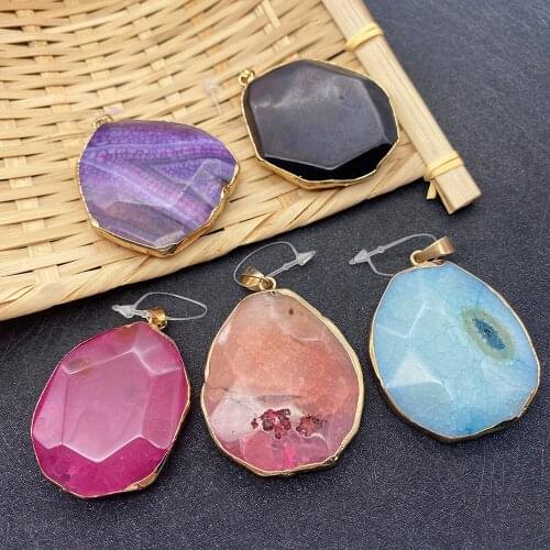 1 Piece of Natural Stone Irregular Shape Pendant Amethyst and Lapis Lazuli Electroplated Quartz Ornaments Ladies Party Jewelry