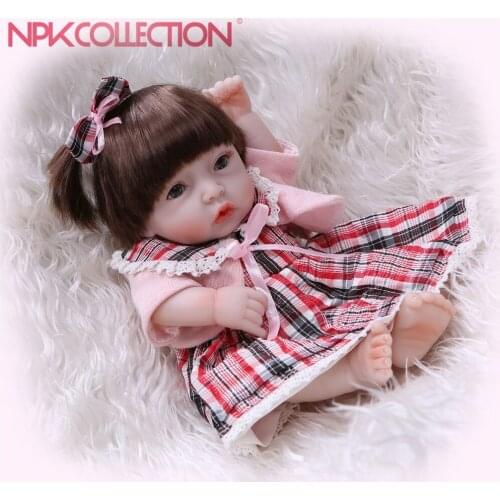 NPKCOLLECTION Soft Silicone Reborn Dolls Baby Realistic Doll Reborn Mini Baby Girl Full Vinyl Boneca BeBes Reborn Doll For Girls