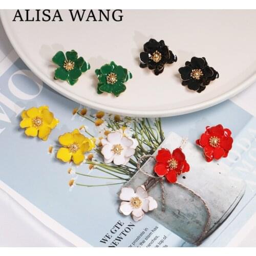 2019 New Arrival Plant Alloy Enamel Stud Earrings Small Fresh Earrings With Color Flowers Romantic Fashion Women Jewelry
