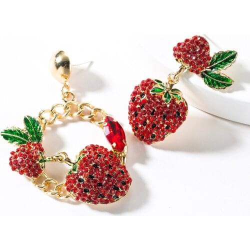 Fashion Rhinestone Strawberry Asymmetry Femme Earrings Trendy Crystal Fruit Dangle Earring Jewelry For Women