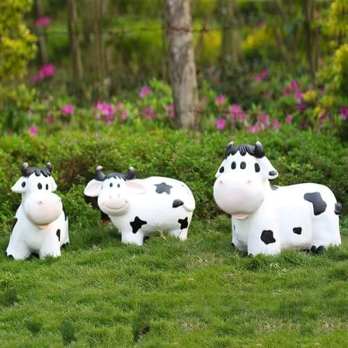 Handmade Outdoor Cartoon Dairy Cattle Decoration Garden Courtyard View Animal Decorative Crafts GRP Sculpture Ornaments