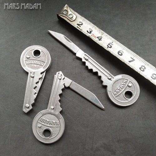 Free shipping 10 CPS/lot wholesale self-defense to carry the key knife Outdoor folding the Gift of knife