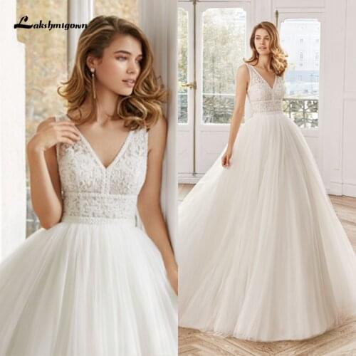 2021 Princess Wedding Dresses Plus Size Custom V-neck Open Back Lace A Line Bridal Gowns Vestido De Noiva White Wedding Dress