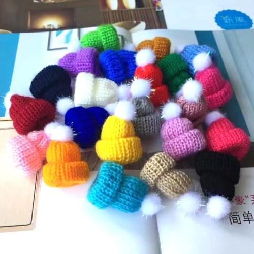10Pcs/Lot 5CM Mini Crochet Hat Appliques For DIY Craft Supplier Headwear BroochToys Decor Jewelry Doll Accessory