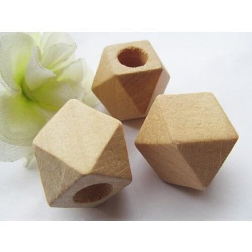100pcs 25mm Large Big Hole Unfinished Faceted Natural Wood Spacer Beads Charm Finding,14 Hedron Geometricf Figure Wooden Beads