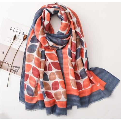 2019 Newest Women Vintage Leaves Print Fringe Scarves Shawls Long Cotton Leaf Beach Hijab Muffler Wrap 10pcs/LOT
