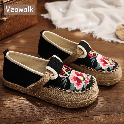 Veowalk Flower Embroidered Women Vegan Handmade Flat Espadrilles Retro Bohemian Style Ladies Comfortable Flat Shoes Sneakers