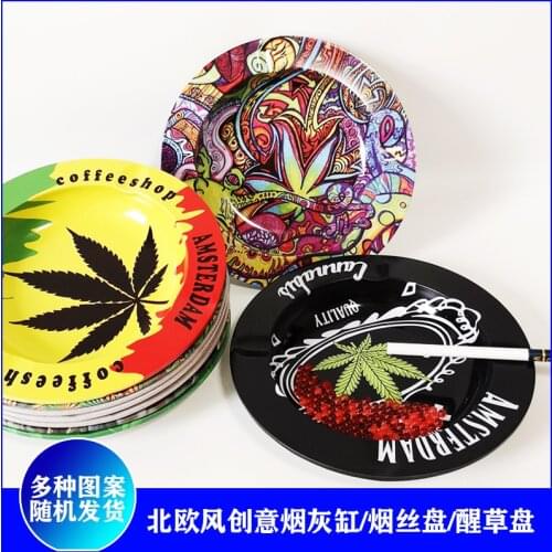Creative Metal Ash tray Home Party Bar Decoration Ash Holder For Gift Cigarette Smoking Accessories Gadgets Portable Ashtray