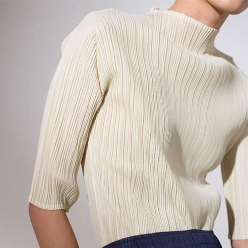 Three-quarter Sleeve Solid Color T-shirt Women Summer Stand Collar Miyak Pleated Slim Thin Basic Top Female Casual Clothes