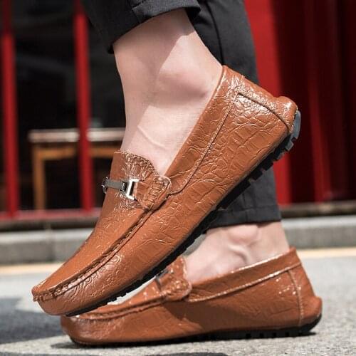 Men Breathable Genuine Leather Shoes Comfortable Men Spring Summer Business Dress Moccasins Slip on Lightweight Driving Loafers